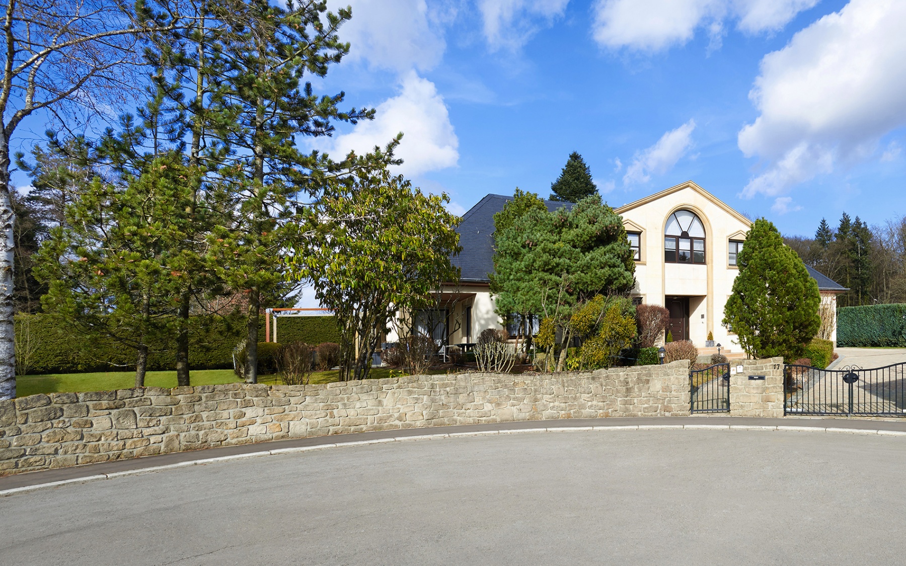 Villa à Senningerberg