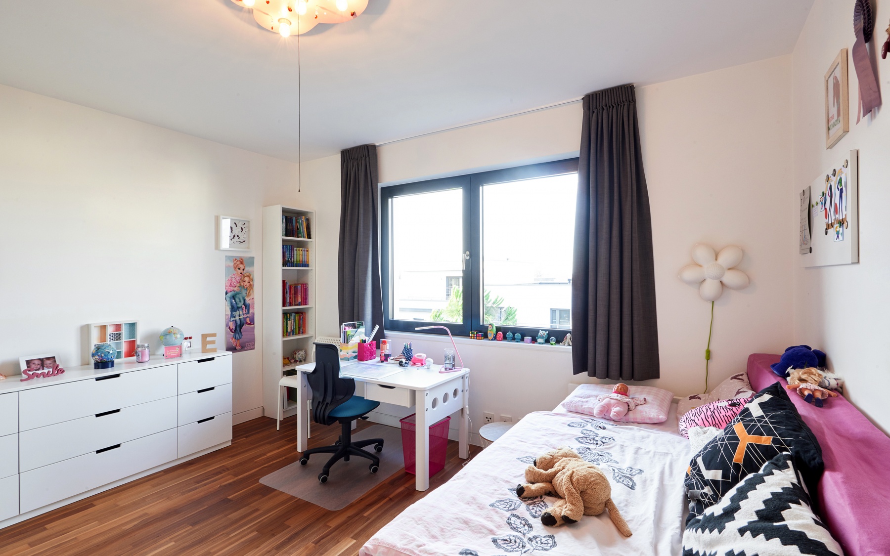 Furnished architect house in Bridel