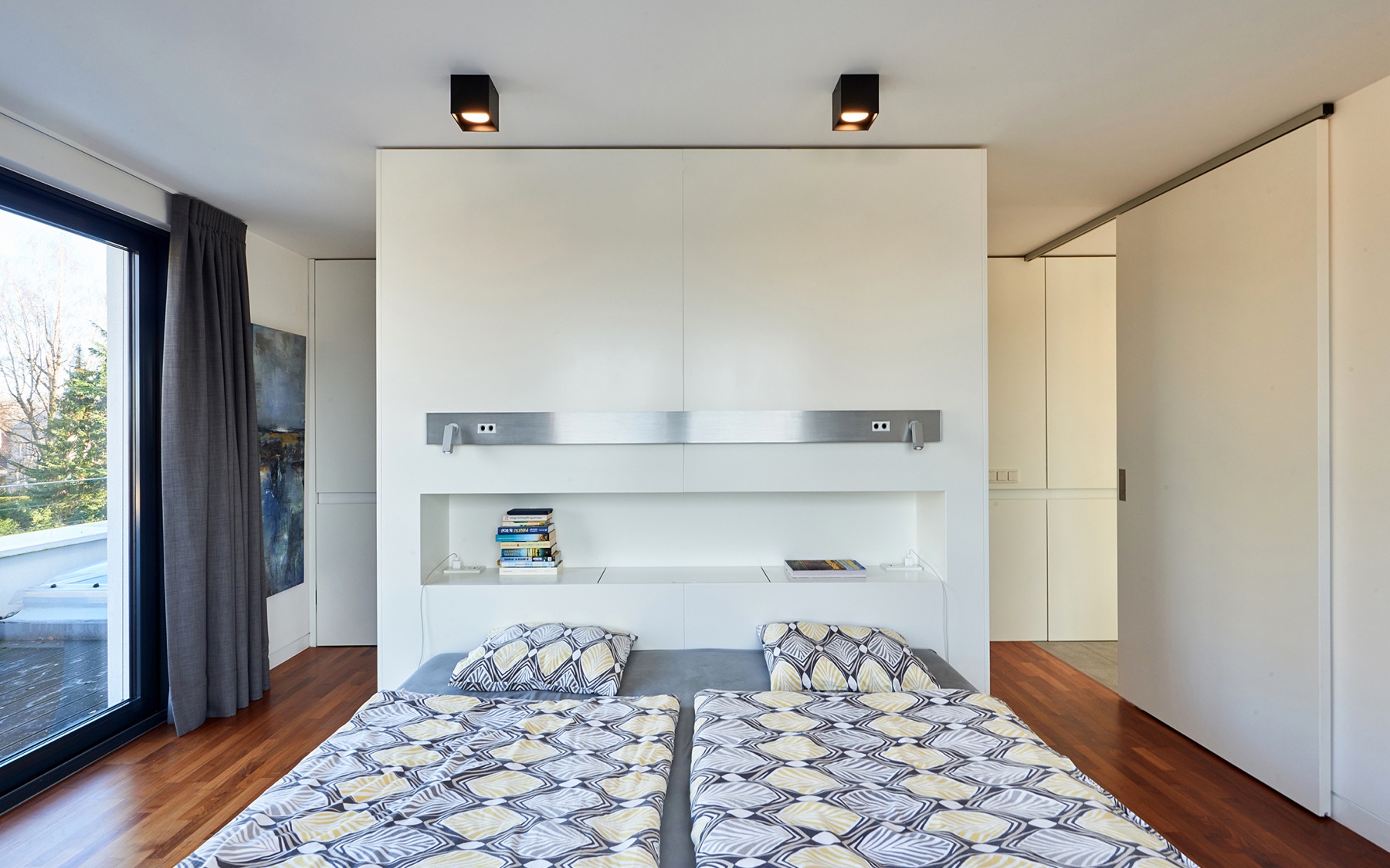 Furnished architect house in Bridel