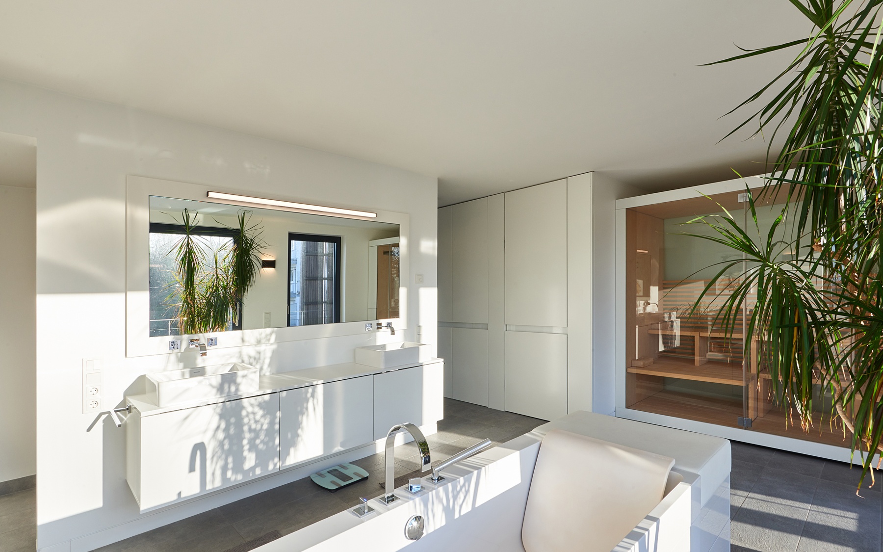 Furnished architect house in Bridel