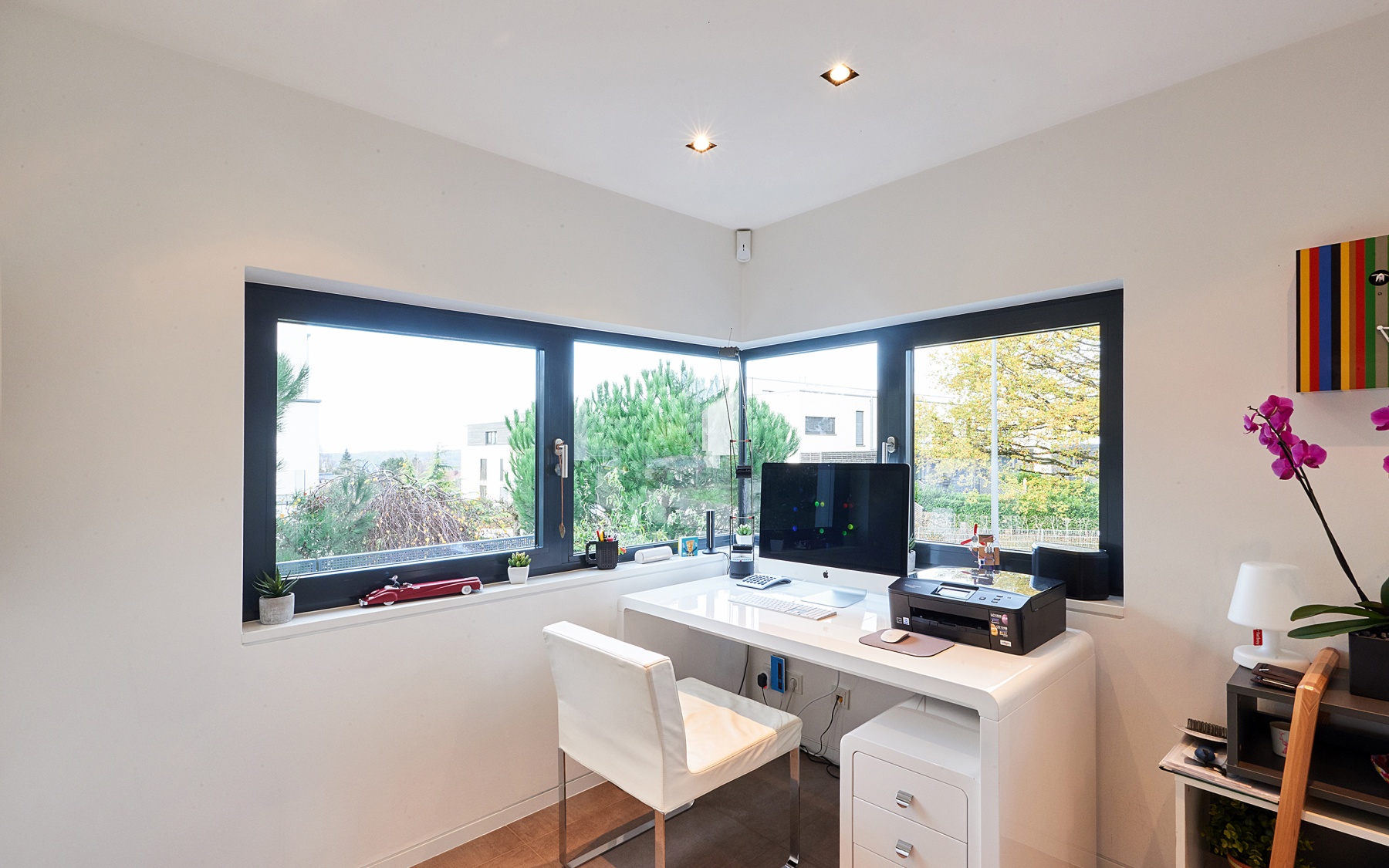 Furnished architect house in Bridel