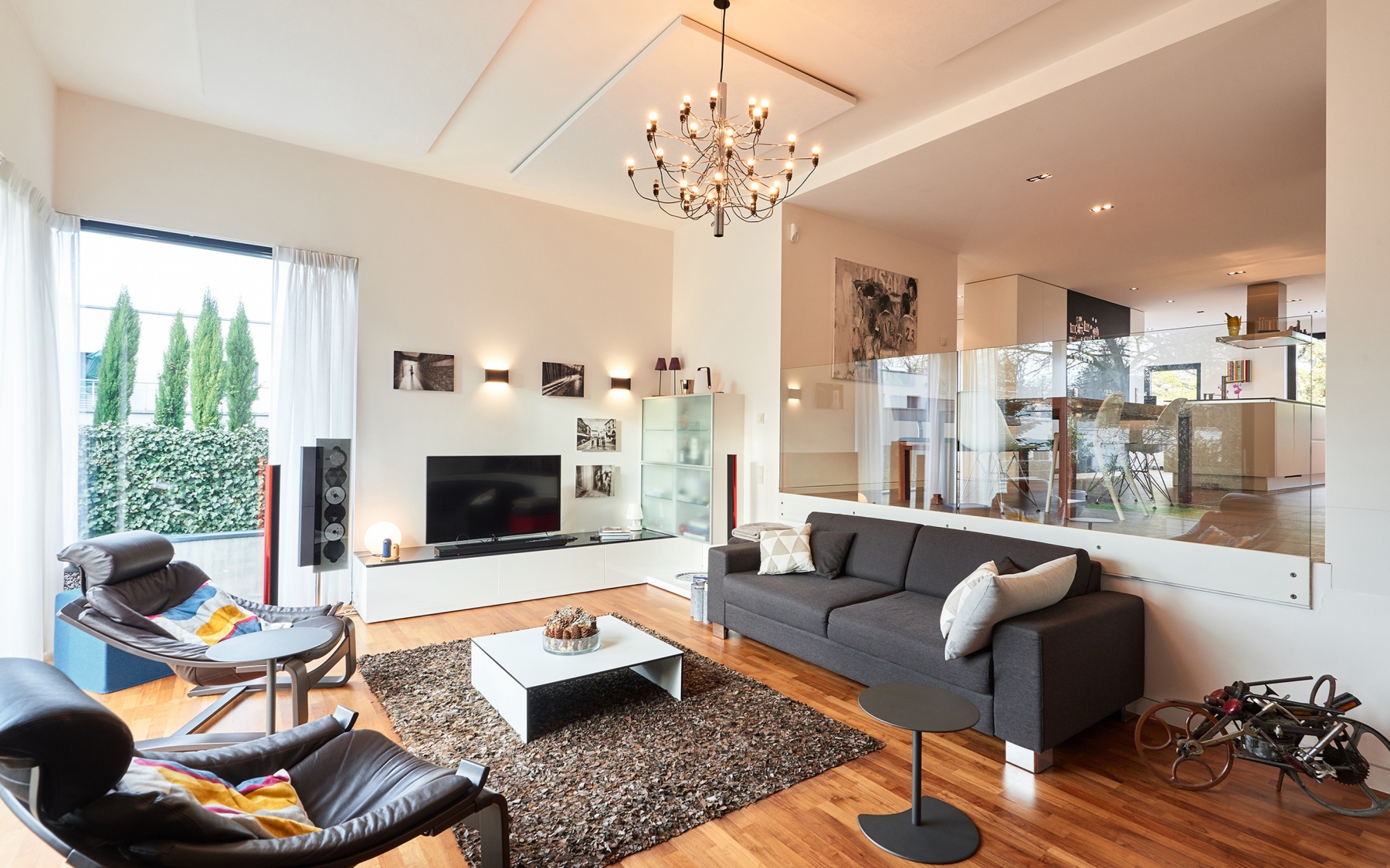 Furnished architect house in Bridel