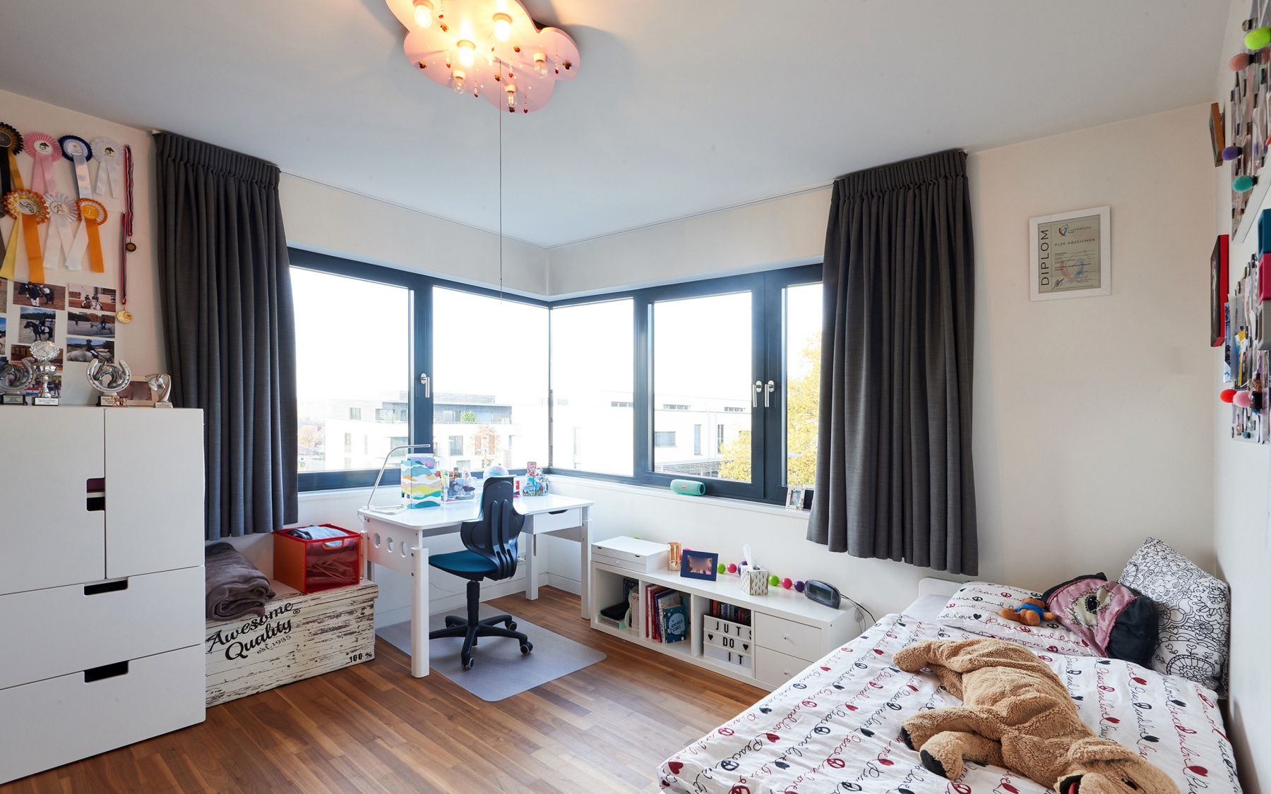 Furnished architect house in Bridel